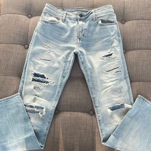 American Eagle men’s jeans